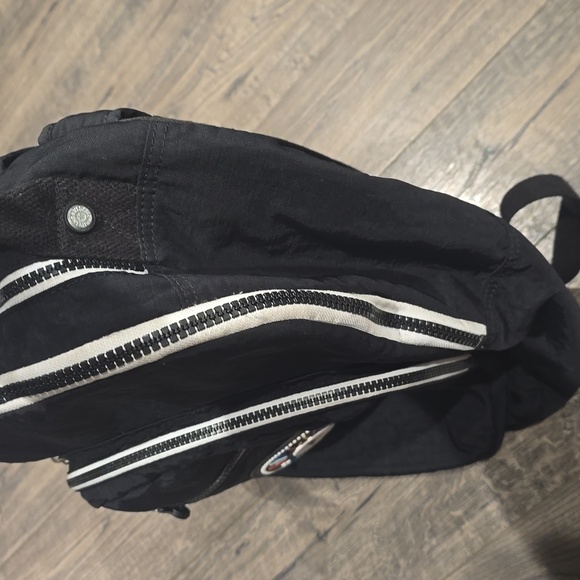 Kipling‎ Seoul ORB BW RAINBOW BLACK K19347 main image 12